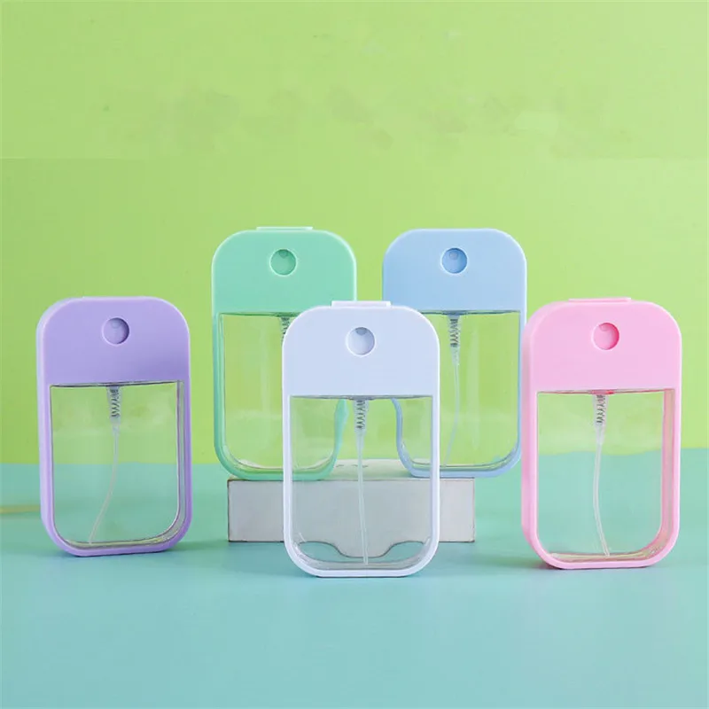 새로운 45ml 토너 디스펜서 재사용 가능한 휴대용 충전 향수병 미니 카드 스프레이 병 여행 메이크업 프레스 병