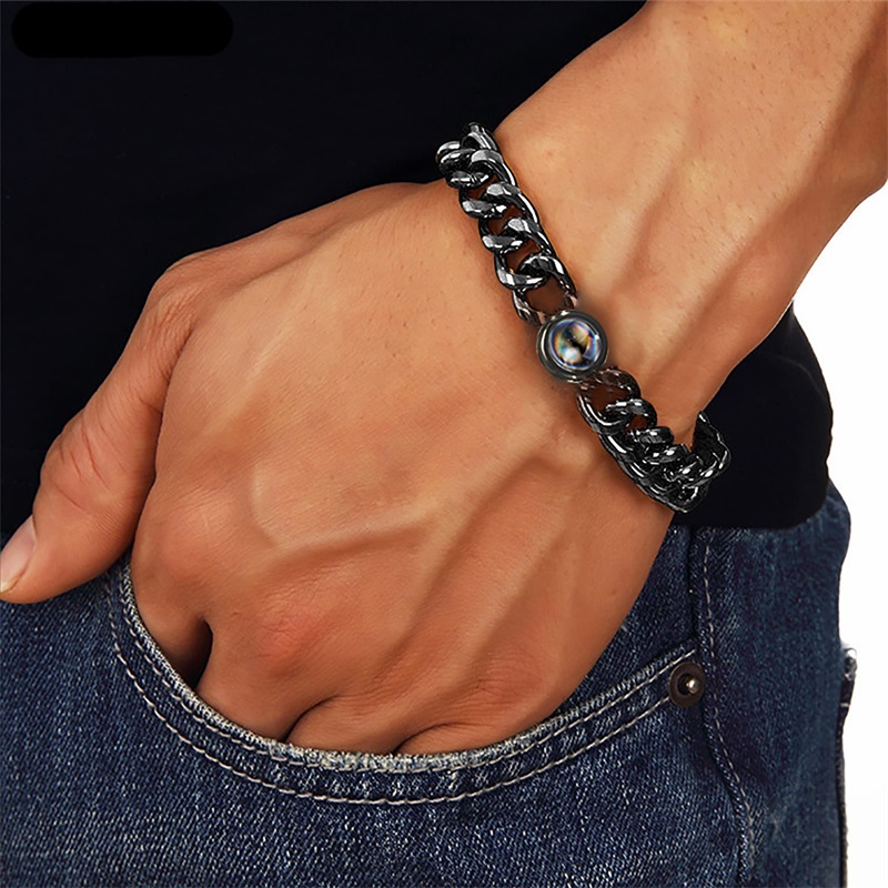 Pulseira personalizada com imagem interna de aço de titânio pulseira de corrente cubana com projeção de foto personalizada para homens e mulheres