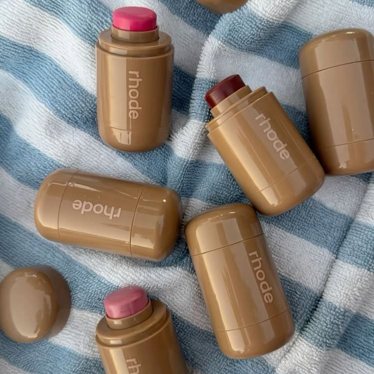 New Lip Balm Phone Case Lip Gloss Long-lasting Moisturizing Liquid Lipstick Lemontini Sun Soak Tan Line Transparent Lip Glaze