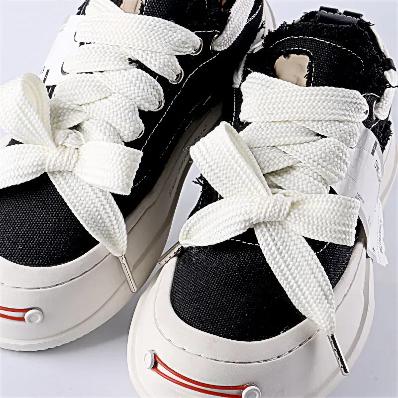 1 Paar 2 cm breite flache Schnürsenkel für Turnschuhe, lang, 130 cm, klassische Schnürsenkel, lässige Teenis-Schnürsenkel, PVC/Metallkopf-Schuhzubehör