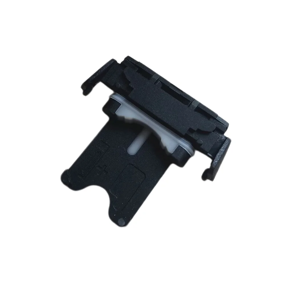 Battery Clip Holder Replacement for Audi A4L A5 Q5L Q7 Car Key Accessories
