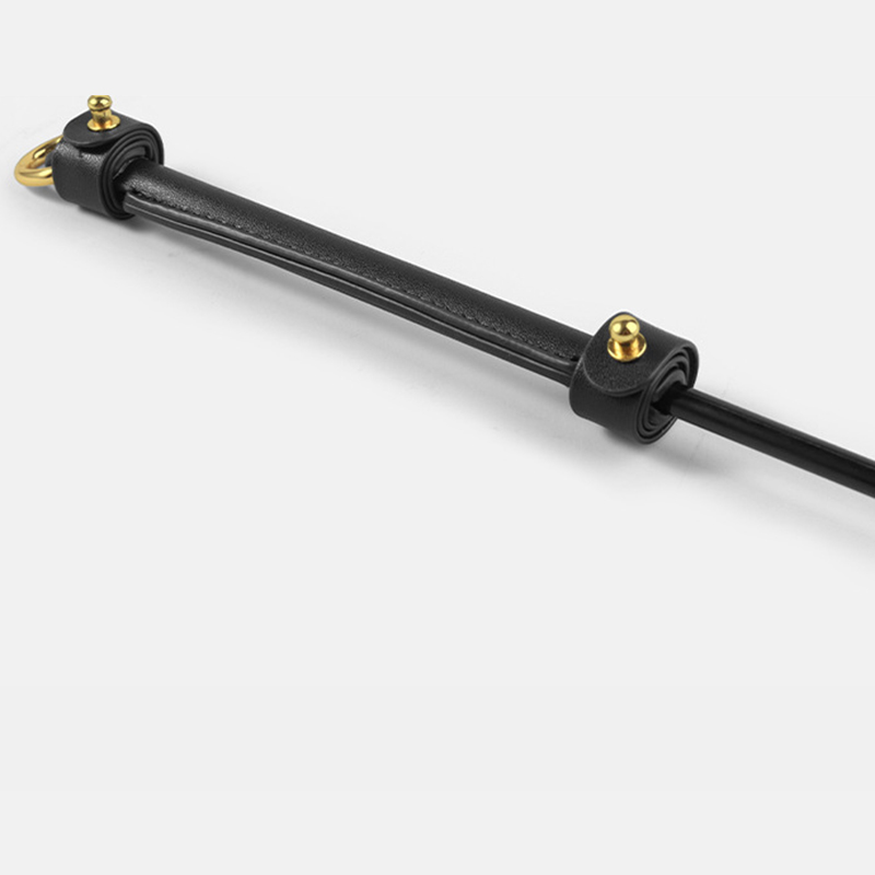 Látigo de caballo con mango de remache de cuero de vaca genuino negro de 62CM, látigo de caballo de cultivos Premium para equitación