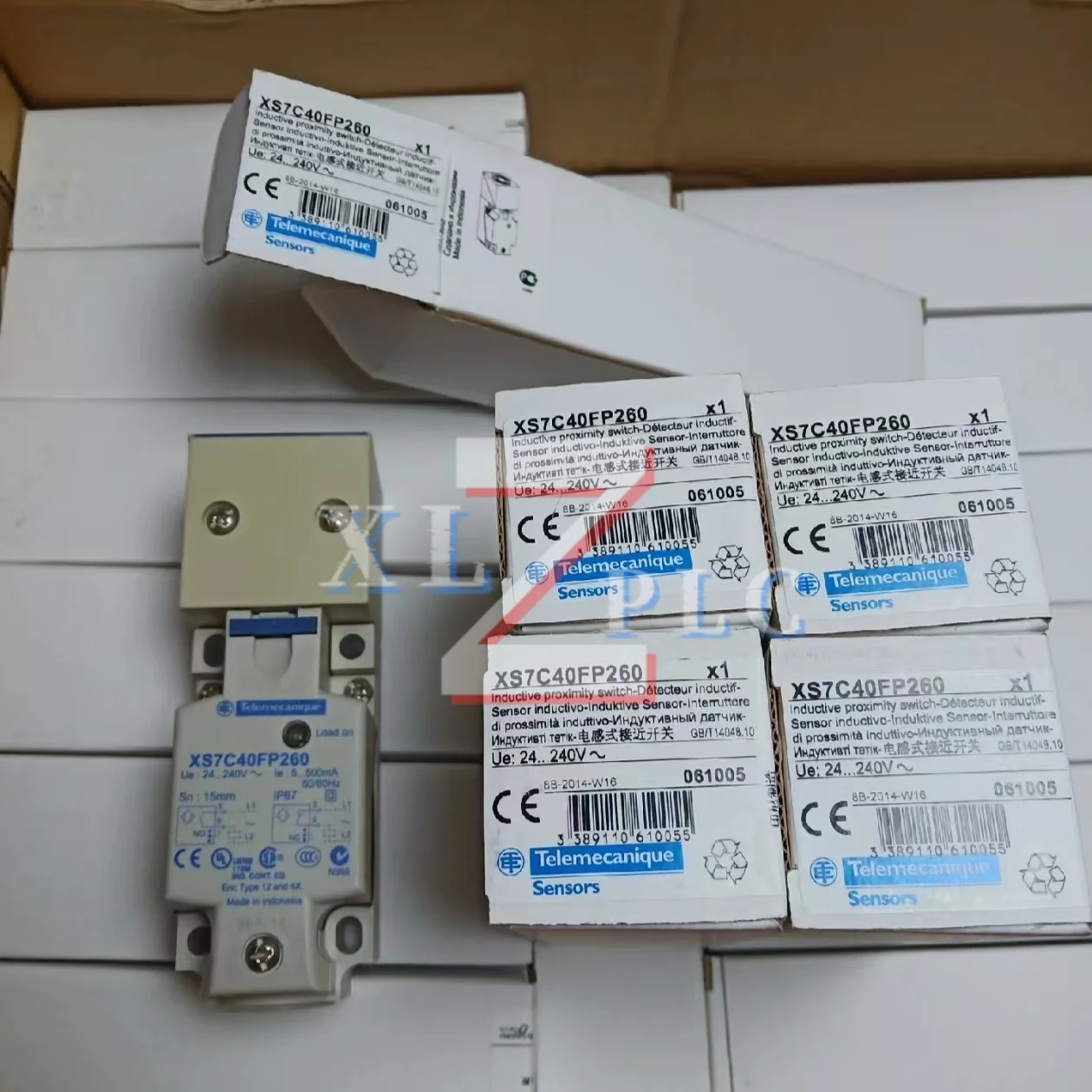 Sensor de interruptor de proximidad nuevo original XS7-C40FP260