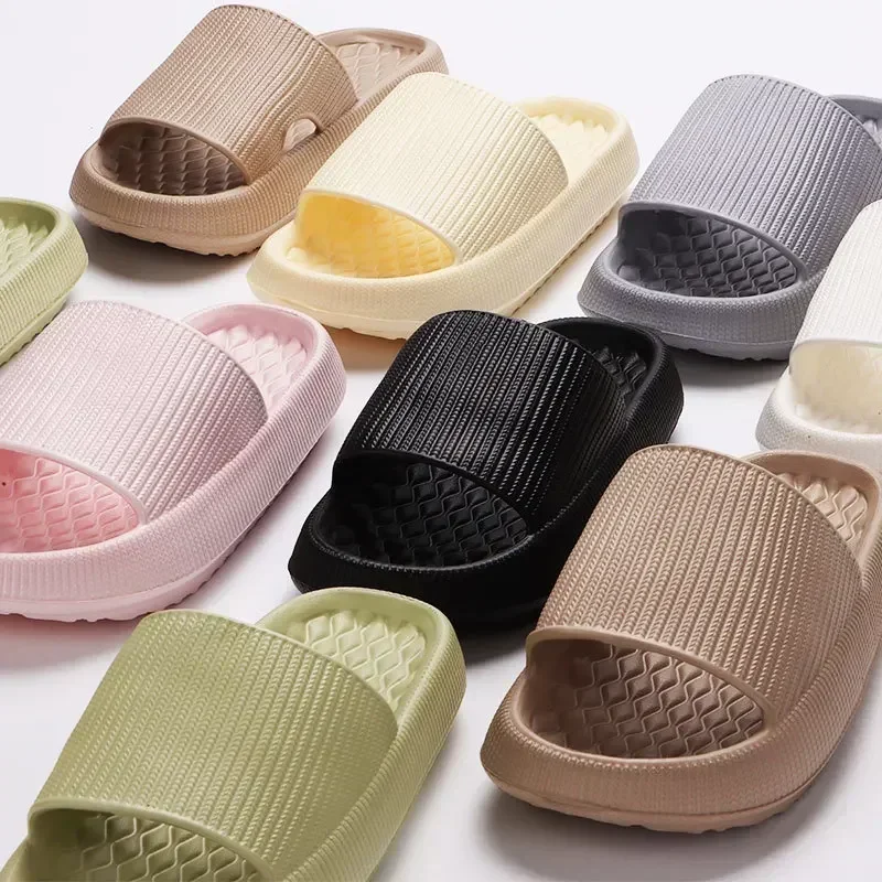 Zapatillas gruesas con plataforma en la nube para mujer, chanclas de EVA con suela suave y almohada, antideslizantes para la playa y el baño