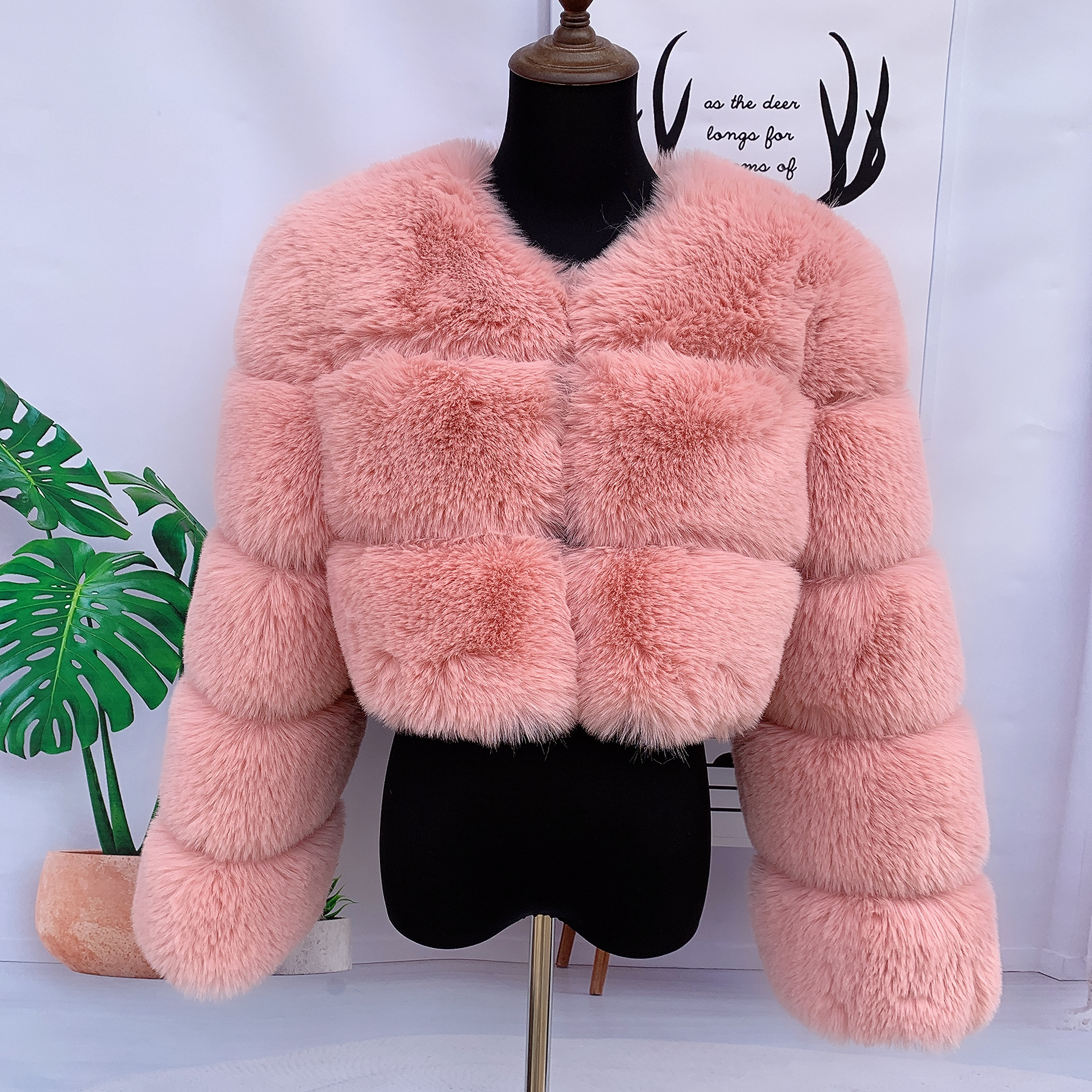 สตรีเสื้อขนสัตว์ faux เสื้อหนาสั้นแฟชั่นฤดูหนาว WARM faux FUR Coat Furry Coat Clearance มีผู้หญิงเสื้อขนสัตว์สังเคราะห์