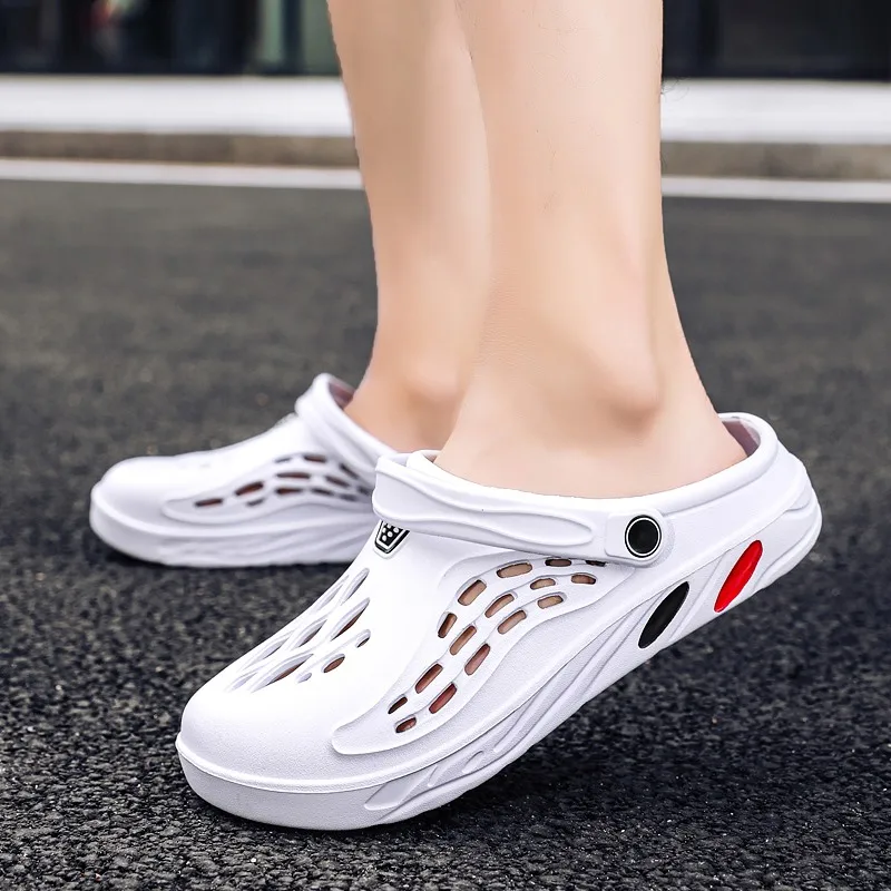 Zapatos de verano para hombre, sandalias con agujeros para hombre, chanclas huecas transpirables, zuecos, zapatillas de playa a la moda, talla grande 49