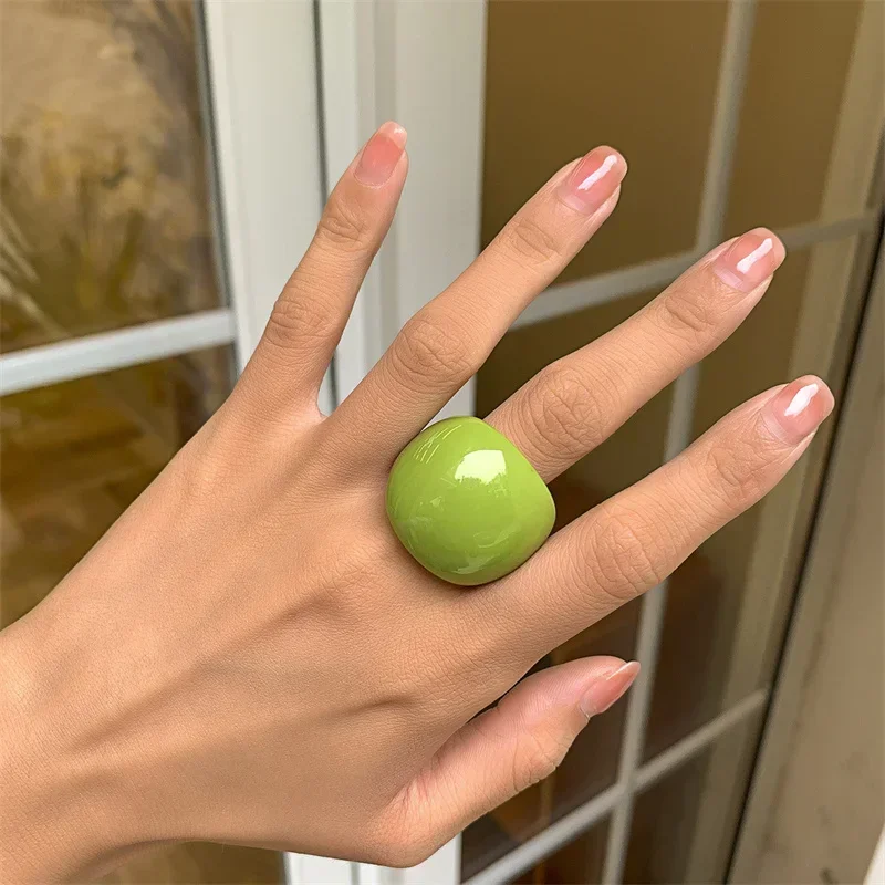 Anillo acrílico clásico de Color caramelo, anillo geométrico exagerado, joyería de mano, accesorios para mujer al por mayor