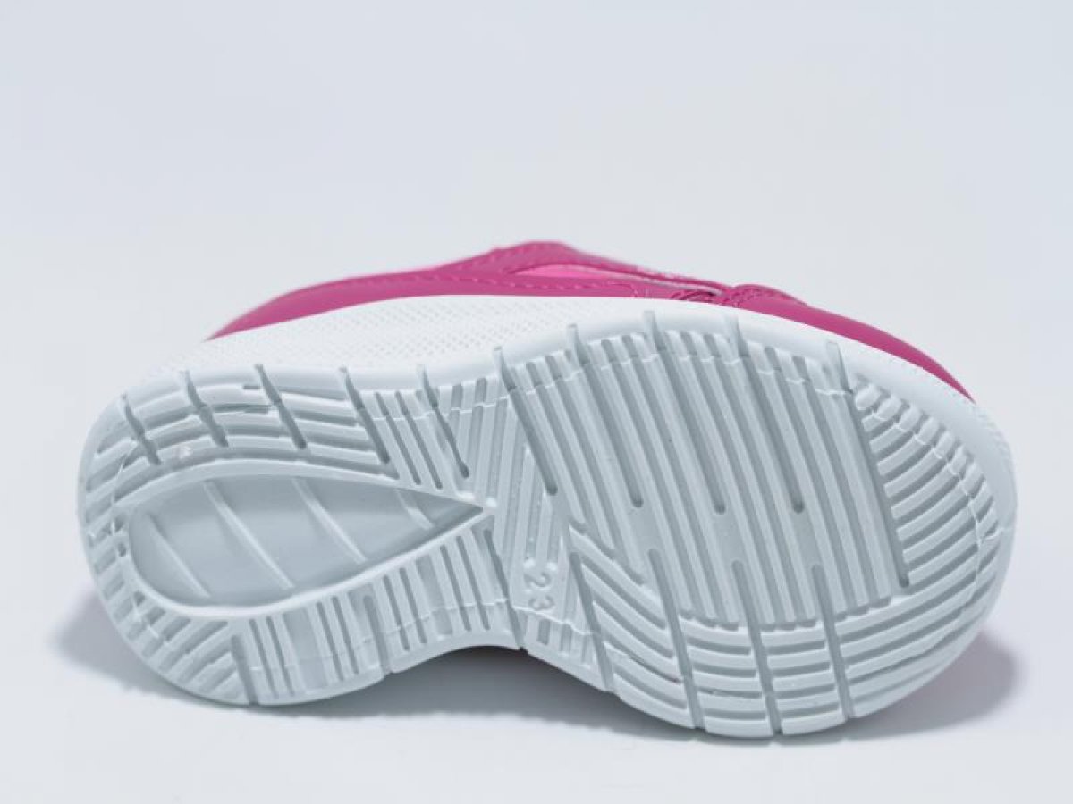 2021 Sepatu Olahraga Modis Bayi Paling Populer untuk Anak Laki-laki Perempuan Sneakers Warna-warni Sepatu Anak Luar Ruangan Antilembap Alas Lembut Bayi untuk 1