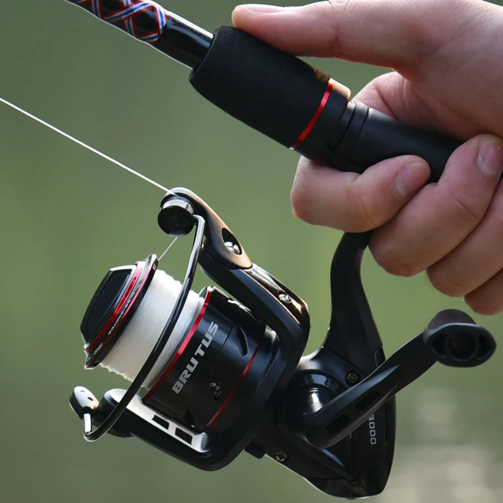 Carrete de pesca giratorio superligero KastKing Brutus 8KG arrastre máximo 5,2: 1 relación de engranaje bobina de pesca de carpa de agua dulce