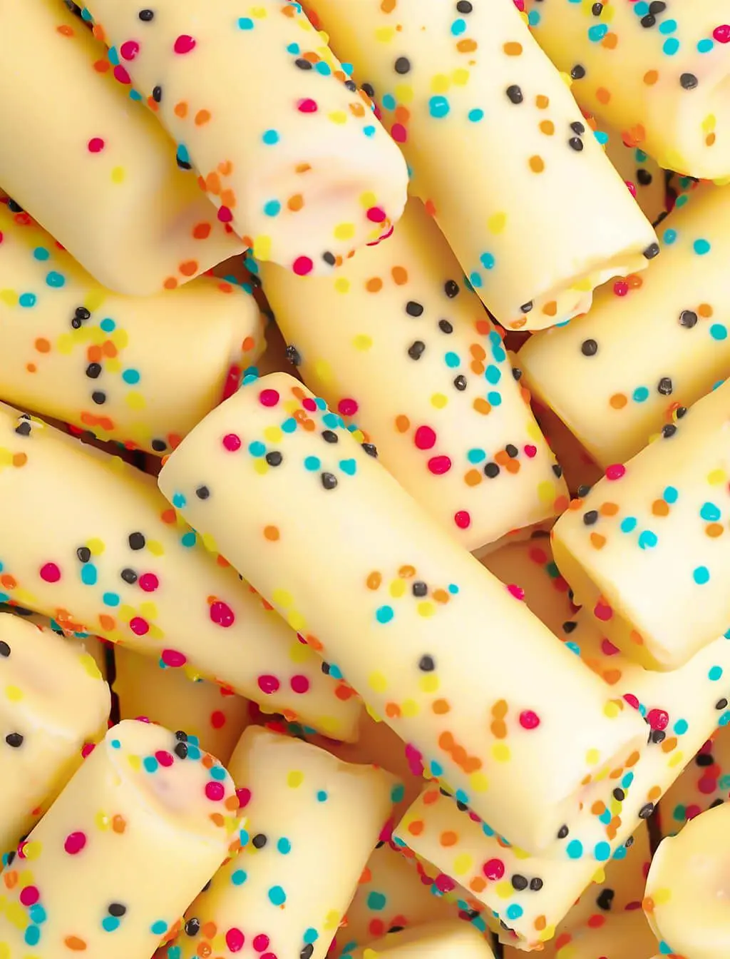 Nuvens crocantes de vidro Choco-75 unidades-nuvens cheios de morango com cobertura de chocolate e bolas