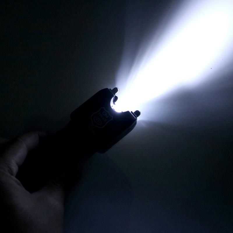 Choque elétrico seguro eletrock lanterna brinquedo vara de choque elétrico brinquedo inofensivo em forma de haste de choque elétrico brinquedo de brincadeira