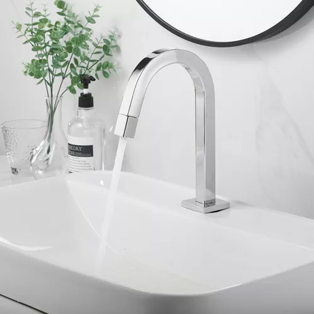 Torneira agua Fria De Pia Banheiro Bancada Cuba Mesa Luxo Casa Metal Cromado Prata Desq306c