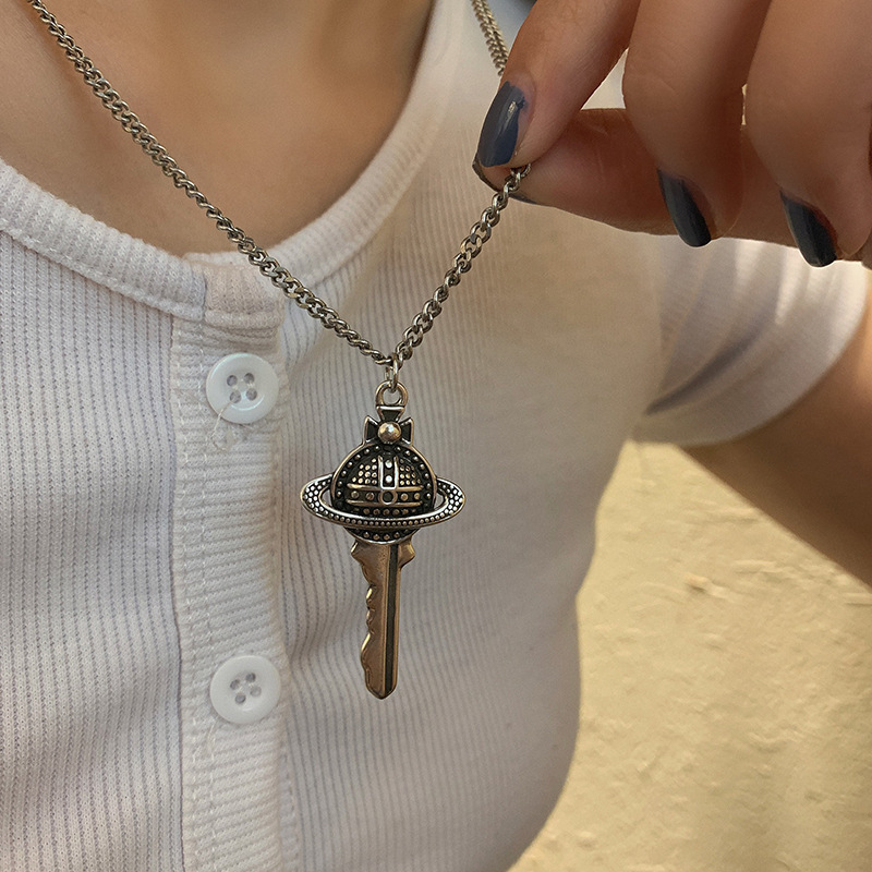 Kalung Liontin Kunci Bintang Gotik Harajuku Alam Semesta untuk Wanita Indie Rantai Choker Perempuan Kerah Grunge Egirl Goblincore Perhiasan Y2k