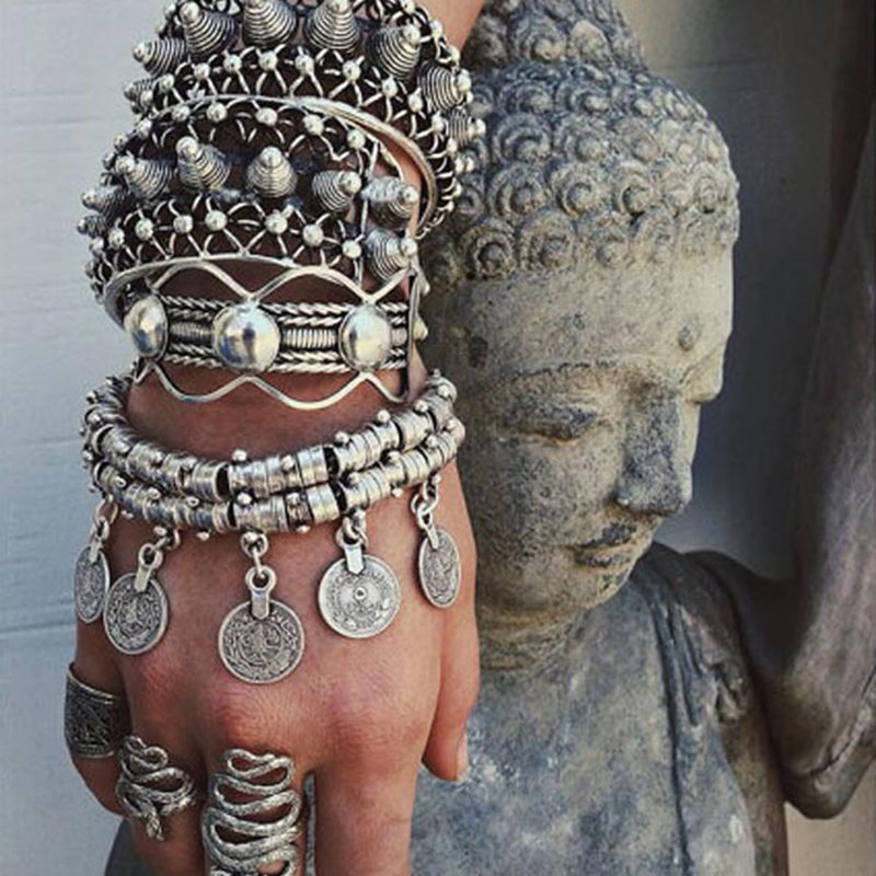 Jhumka – Bracelets ethniques Vintage avec pendentif en pièce de monnaie exagérée pour femmes, style Boho, couleur argent sculpté, géométrique indien, bijoux Jhumka