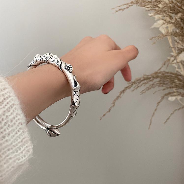 Pulsera de plata tailandesa para mujer, brazalete con flor de loto y hoja, regalos de Año Nuevo, promoción de moda, 2023
