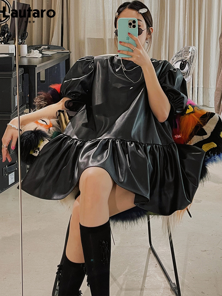 Mini abito in pelle nera da donna abito da donna in morbida pelle sintetica a maniche corte a sbuffo per donna 2021 abiti kawaii a pieghe Casual