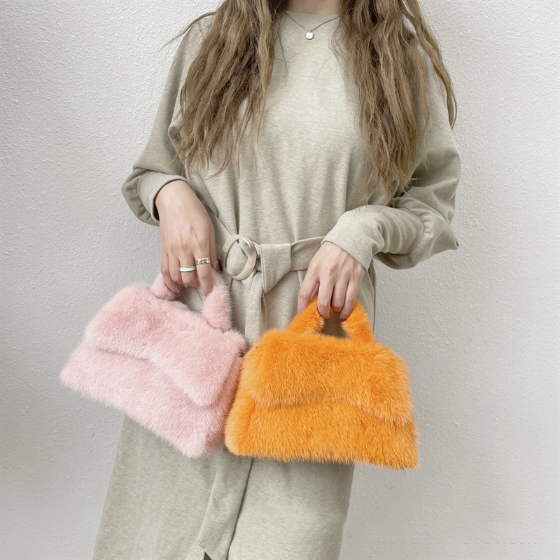 Nertsenbont Tas Vrouwen Pluche Handtassen Luxe Designer Tassen Schoudertas Crossbody Tas Casual Tote Vrouwen Dame Harige Nertsenbont Avondtasje