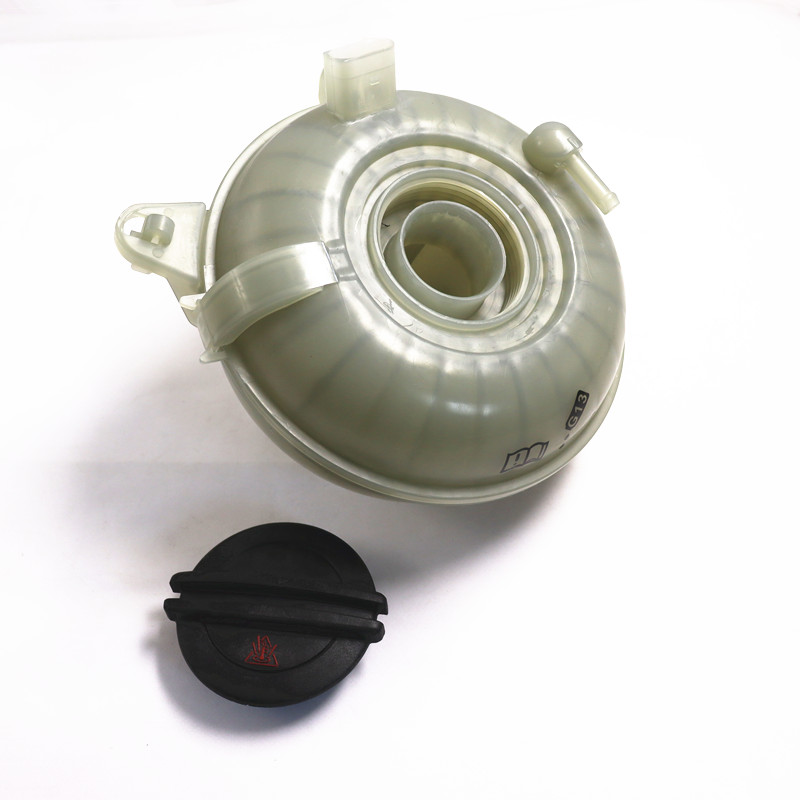 0EM Compensazione Serbatoio Del Liquido di raffreddamento del Serbatoio Serbatoio di Espansione + Cap Per Il Golf 7 MK7 Passat B7 B8 Tiguan A3 8V a6 C7 Q2 Q3 5QD 121 407 B