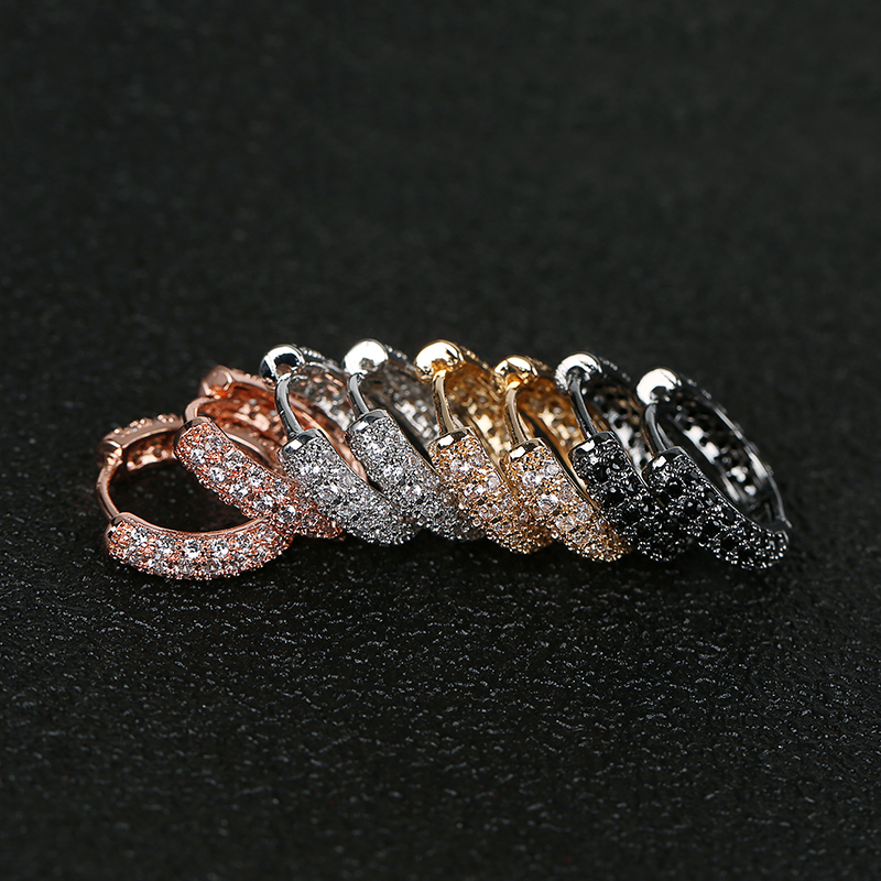 หรูหรา SHINY Hoop ต่างหูผู้หญิงสามชั้น Micro Zircon หินประดับทองแดงขนาดเล็ก Huggies Charm เจาะหู Hoops เครื่องประดับ