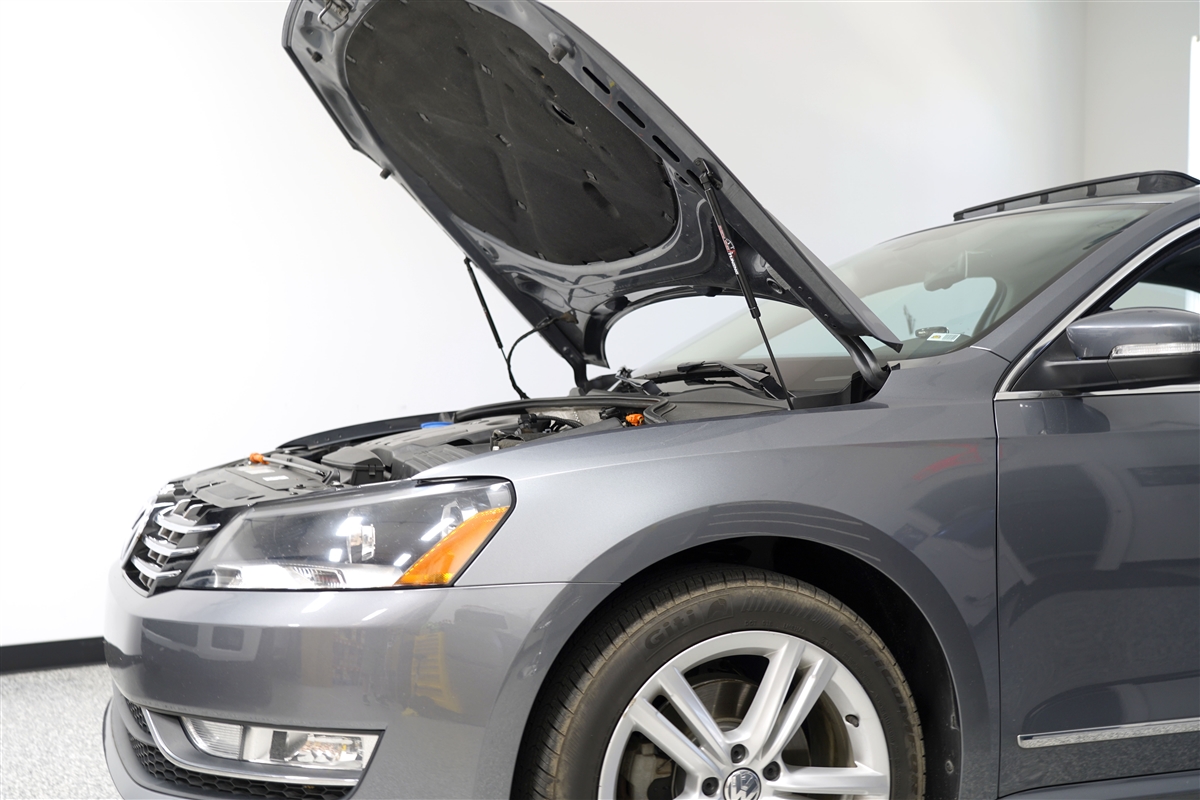 สำหรับVolkswagen Passat 2012-2015ด้านหน้าBonnet Hood Damperแก๊สStruts Liftรองรับโช้คอัพ