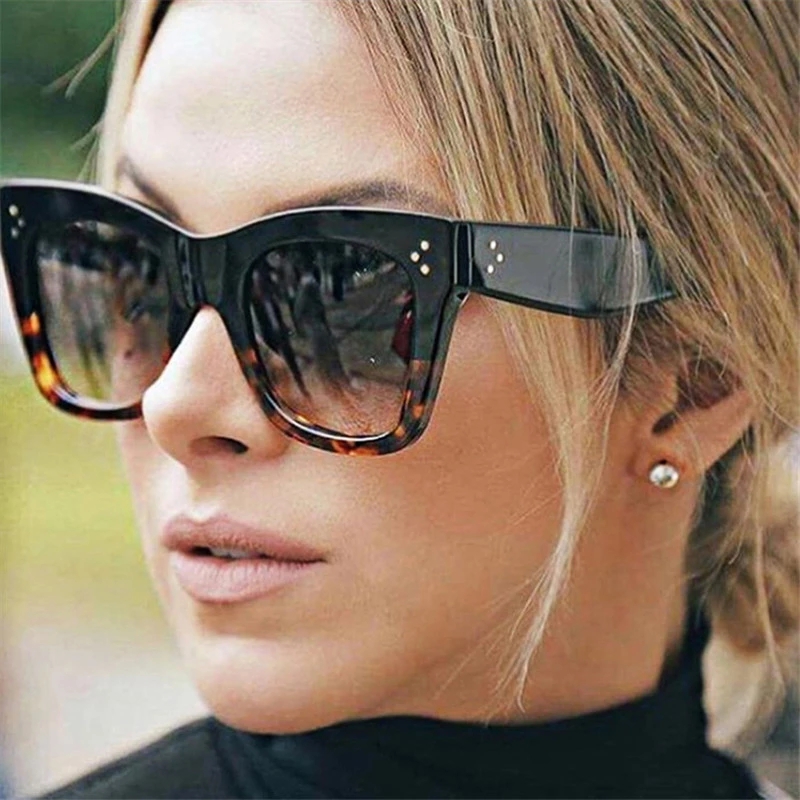 Luxe Oversize Vierkante Zonnebril Vrouwen Vintage Merk Groot Frame Zonnebril Mode Gradiënt Vrouwelijke Oculos