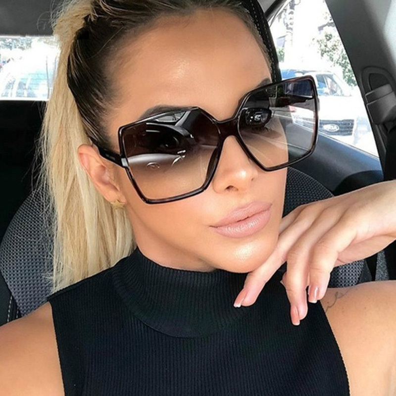 Luxe Vierkante Stijl Zonnebril Vrouw Luxe Merk Designer Vintage Gradient Glazen Retro Zwarte Zonnebril Vrouw Eyewear UV400