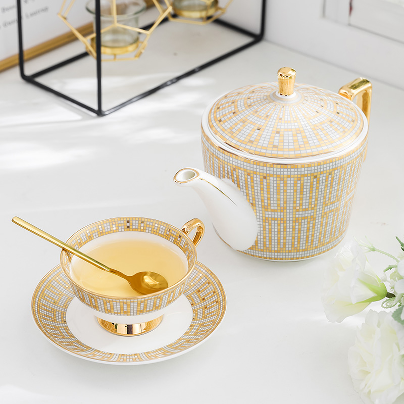 Luxury Bone China Tea Set Royal Porcelain Tea Cup Ceramic Pot Golden Teapot Set Cafe Mug Coffee Cup High-grade Teacup Teaset