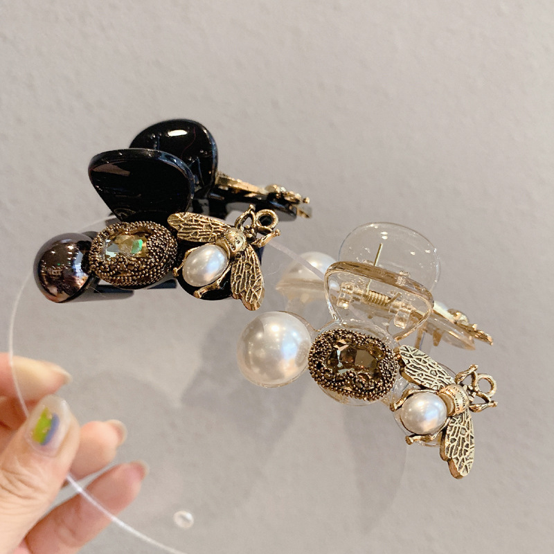 Elegancka Retro pszczoła szpilka spinki do włosów perła wykonana ręcznie kryształ Rhinestone klips do włosów luksusowa biżuteria dla dziewczynek kobiet akcesoria do włosów