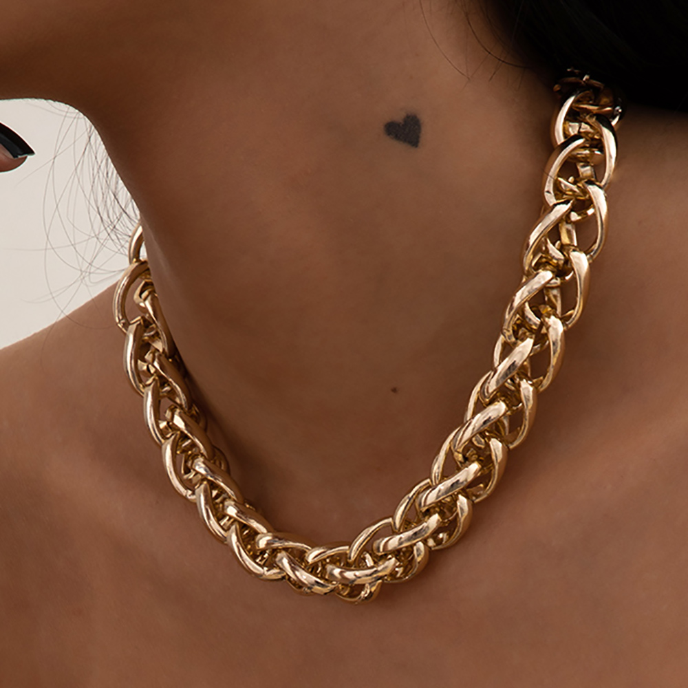 PUNK GOLD สีโลหะ Handmade สร้อยคอสั้นผู้ชาย Retro Twisted Hip Hop หนา Clavicle สร้อยคอแฟชั่นผู้หญิงเครื่องประดับ
