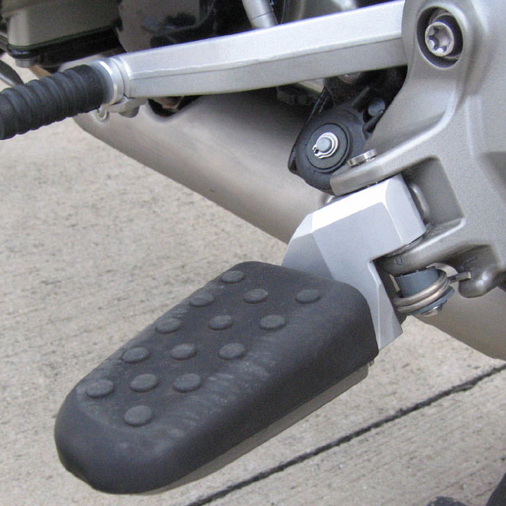 Tieferlegungssätze für Fahrerfußrasten. Stangenverlängerung für Schalthebelgestänge. für BMW K1600GT K1600GTL & Bagger Alle Baujahre 2011, bis 2020.