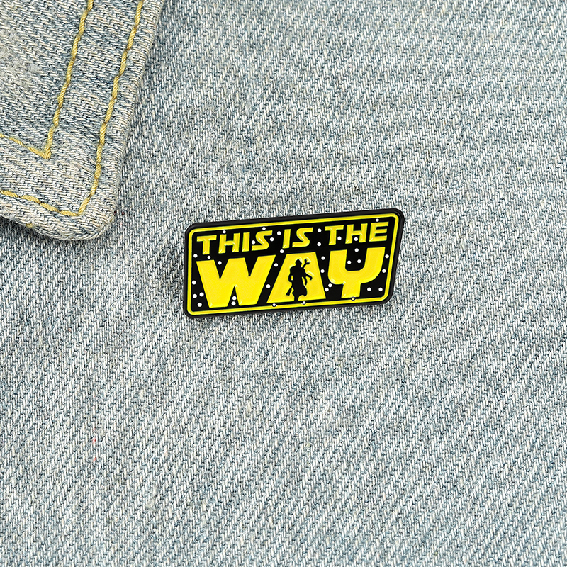 Alfileres esmaltados de pancarta divertida, broches de diálogo de texto personalizado, alfileres de solapa vaqueros, insignia, joyería de estilo Punk fresco para regalos de mujer