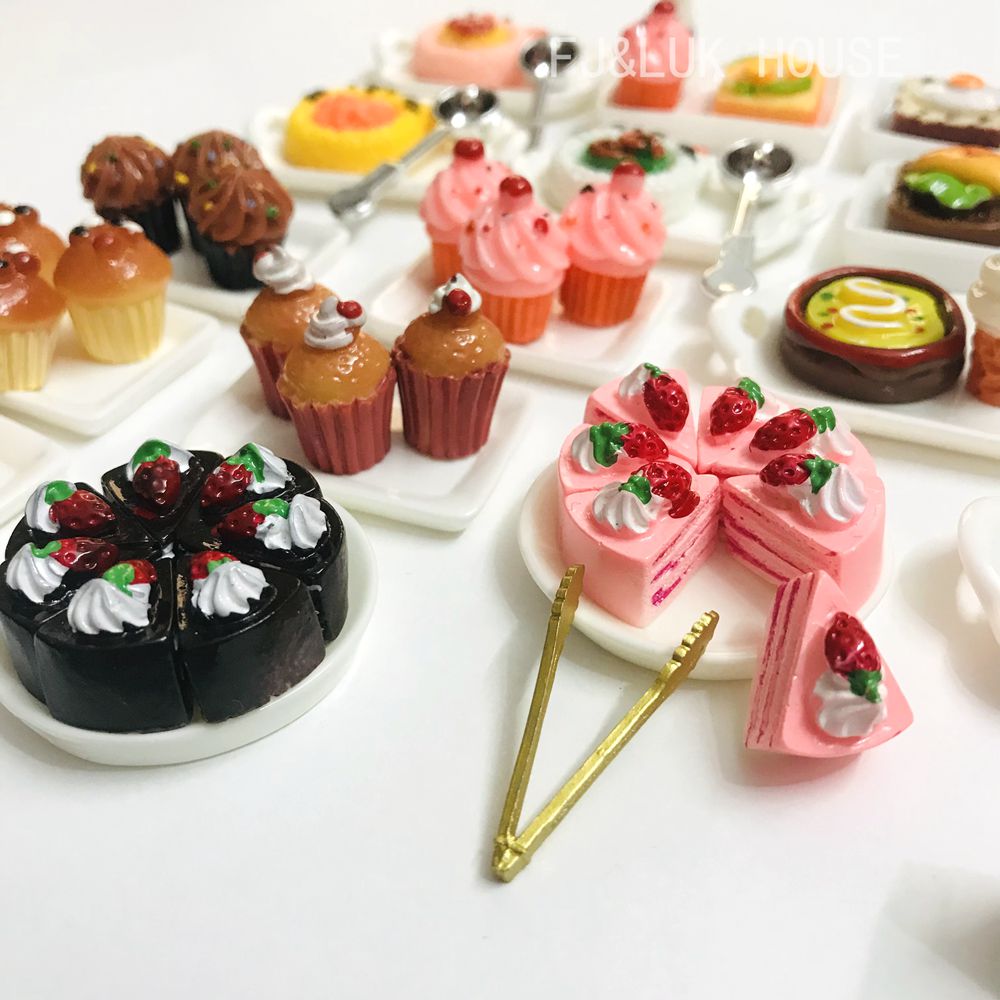 1/6 Skala Mini Pretend Food Toys Miniaturowy domek dla lalek Chleb Cupcake Toast Piekarnia Sklep dla Blyth Barbies BJD Doll House Kitchen