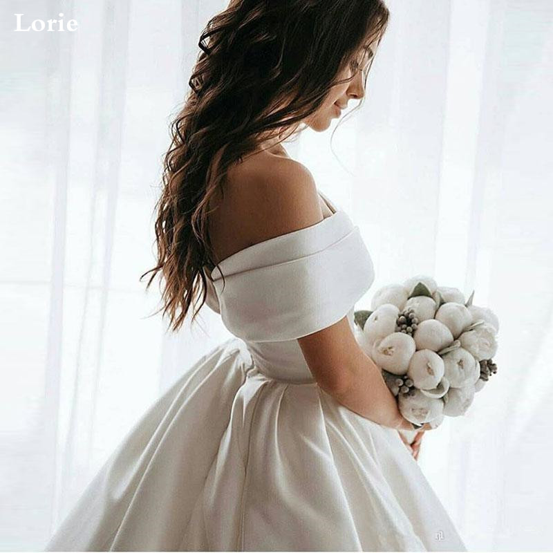 LORIE 공주 웨딩 드레스 새틴 빈티지 오프 어깨 웨딩 신부 드레스 긴 기차 화이트 웨딩 볼 가운 사용자 정의