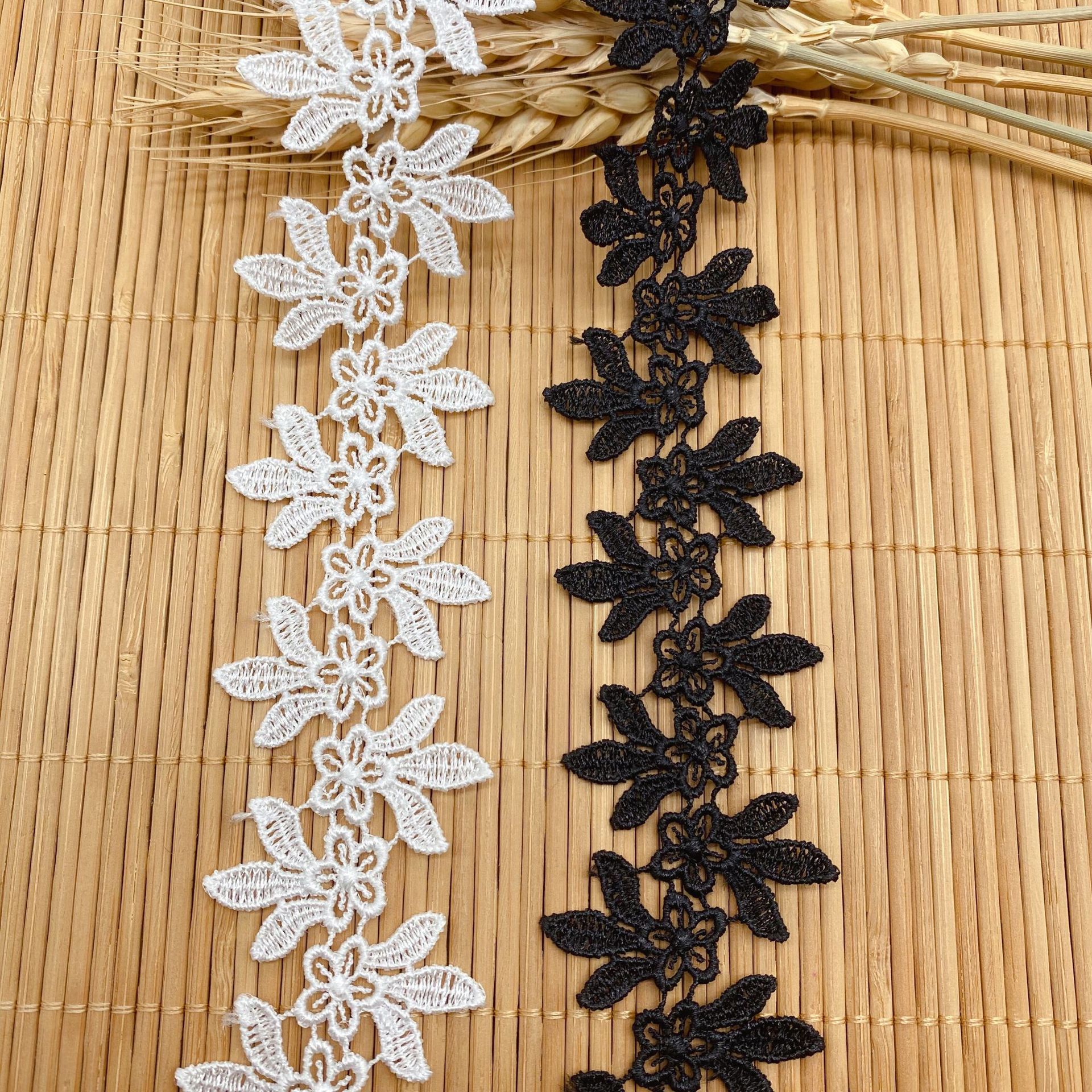 (3 yards/lot) Weiß Schwarz Gestickte Spitze Bänder Stoff Trim DIY Nähen Handgemachte Handwerk Materialien
