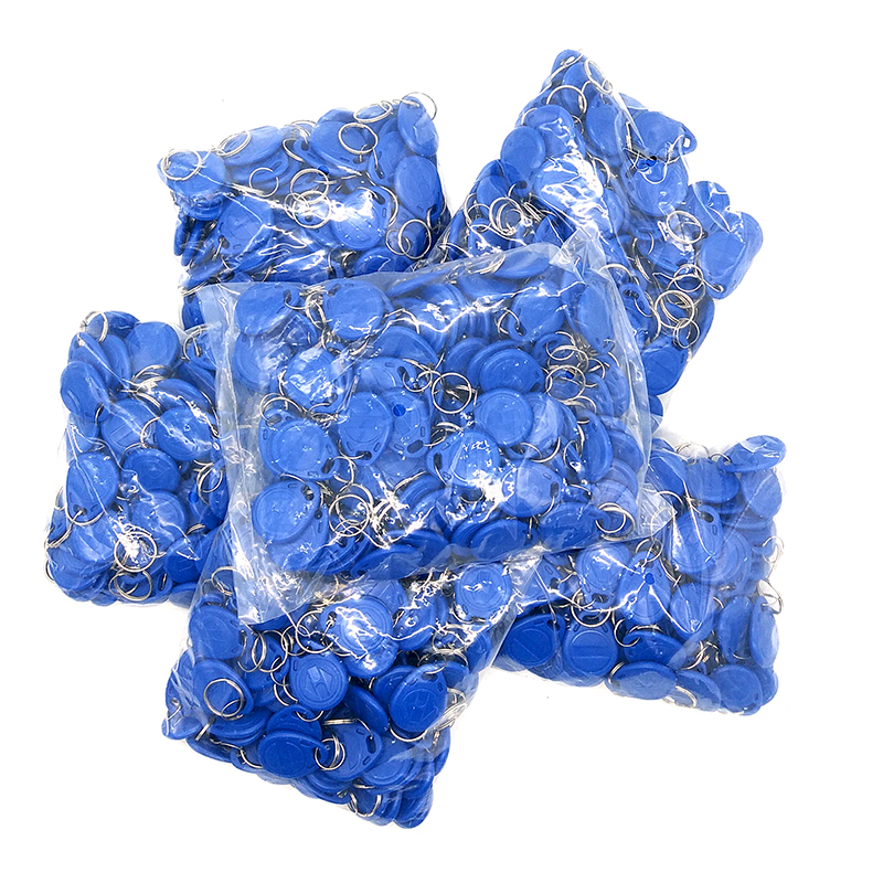 100pcs t5577 reescribe la etiqueta RFID de 125 kHz Reescribe el llavero del token de proximidad Reescribe el llavero de la tarjeta RFID