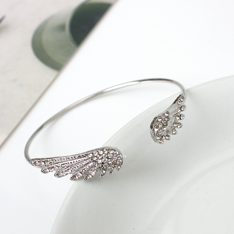 Pulsera de alas de Ángel ajustable para mujer, joyería para montar en bicicleta, regalos, pulsera abierta, cristal plateado, venta al por mayor, nave espacial