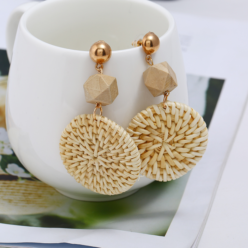 Fashion Bohemian Style Round Straw Woven Dangle Earrings For Women Geometric Exaggerate Round Pendant Statement Jewelry2019