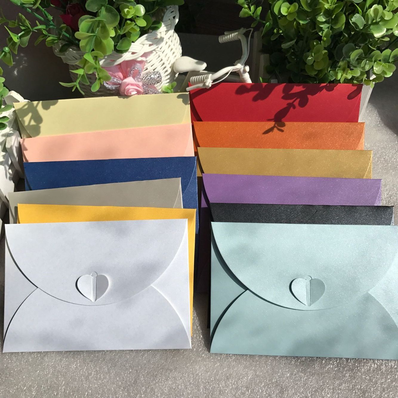 50 teile/los Mode Retro Herz Form Vintage Romantische Papier Umschlag Geschenk Für Hochzeit Einladung/Karte Schreibwaren 17.5*11cm