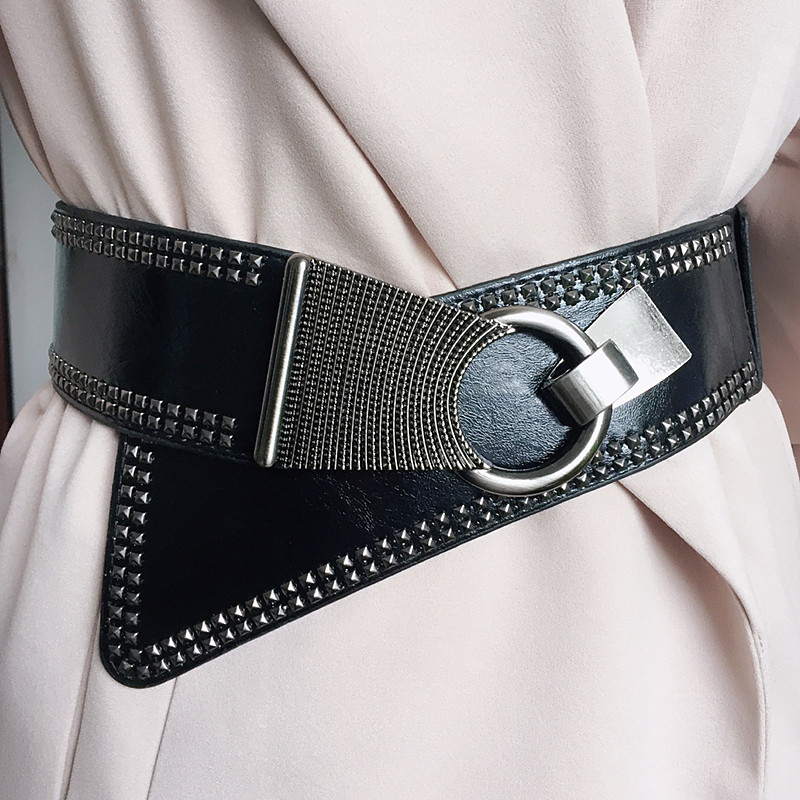 2022 Punk Style Rivets Beading Round Buckle Women Belt Female Pu Leather Super Wide 9CM Belts Ceinture Femme Leisure Cummerbunds