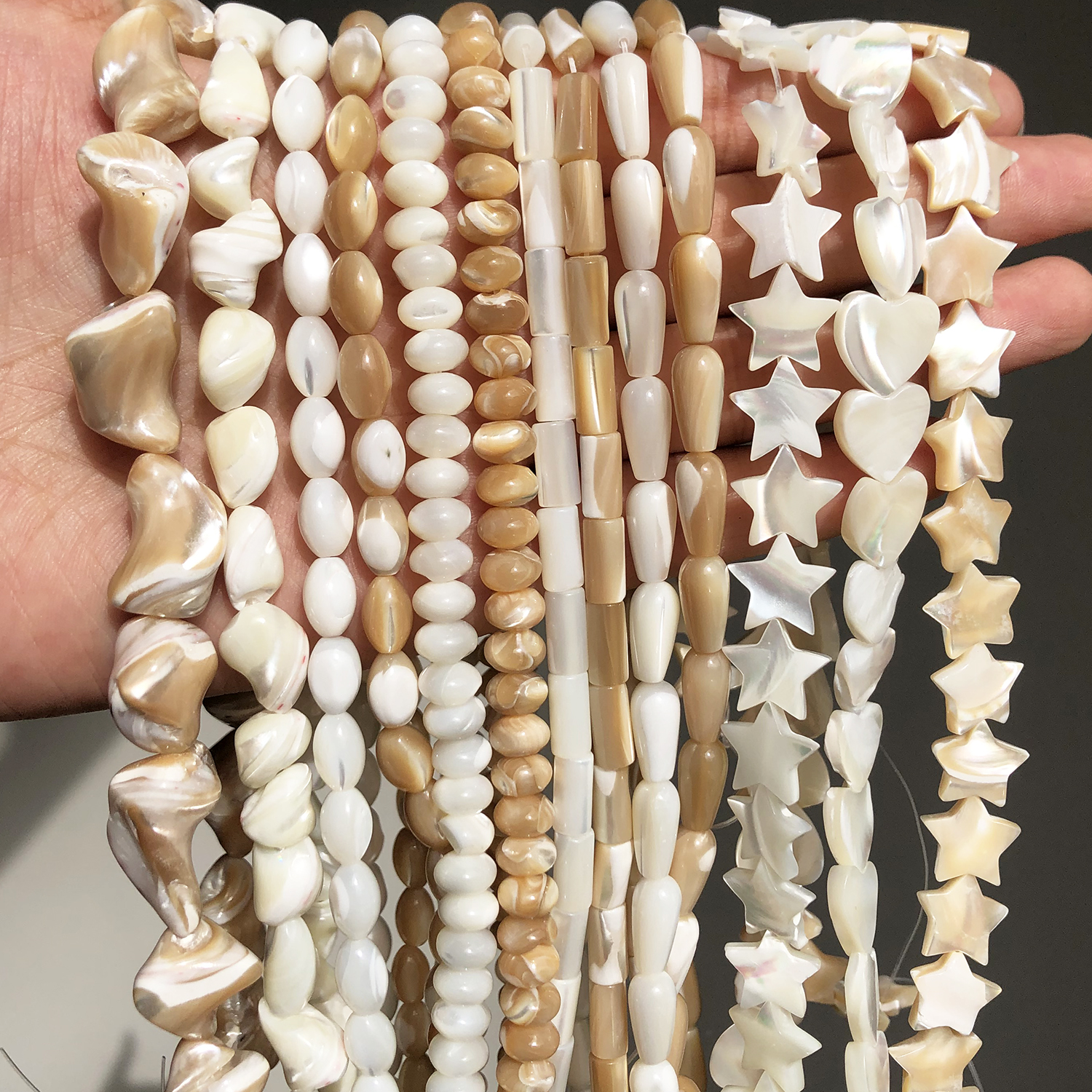 Natürliche Perlmutt Muschelperlen Weiß Beige Liebesherz Oval Stern Runde Süßwasser Muschelperle für DIY Schmuckherstellung Armband