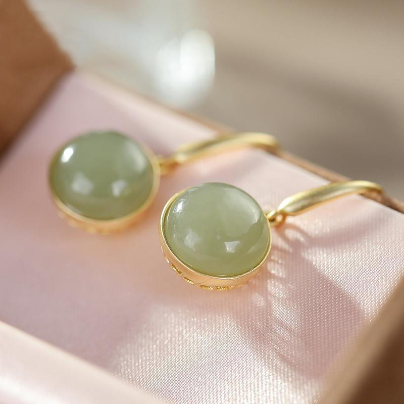 Anting-Anting Manik Bulat Giok Hetian Alami Perhiasan Perak Wanita Baru Elegan Mewah Cahaya Nasional Retro Gaya Cina