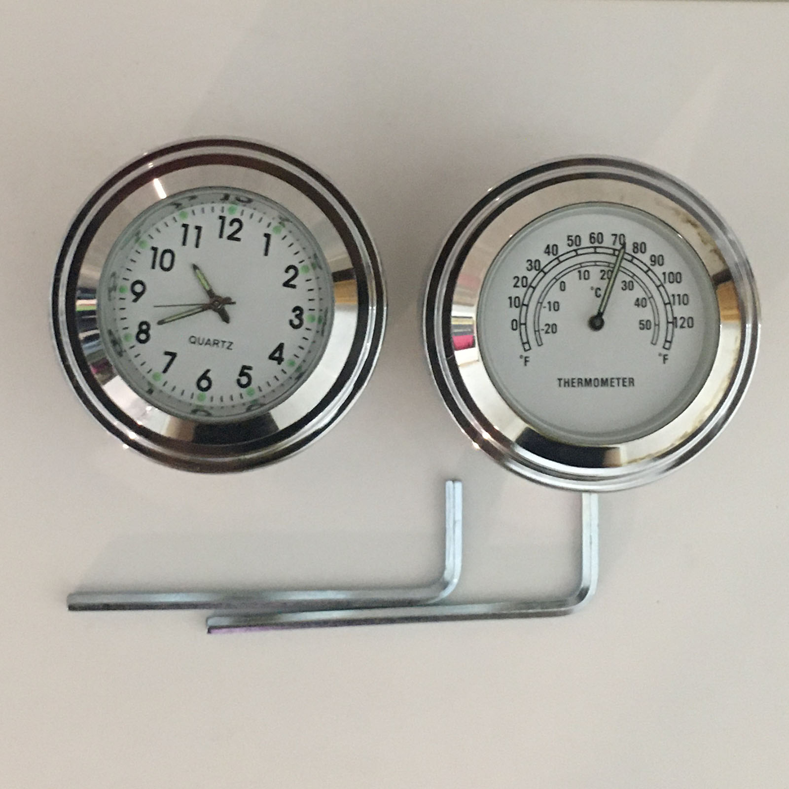 Horloge ou thermomètre étanche pour moto, compatible avec guidon de 7/8 "ou 1", Harley Honda Yamaha Suzuki Kawasaki