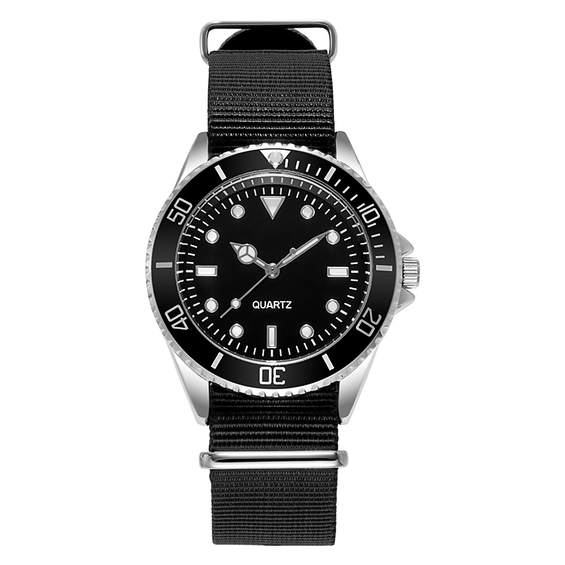 Reloj estilo buzo movimiento japonés bisel giratorio correa de tela esfera de 40 mm