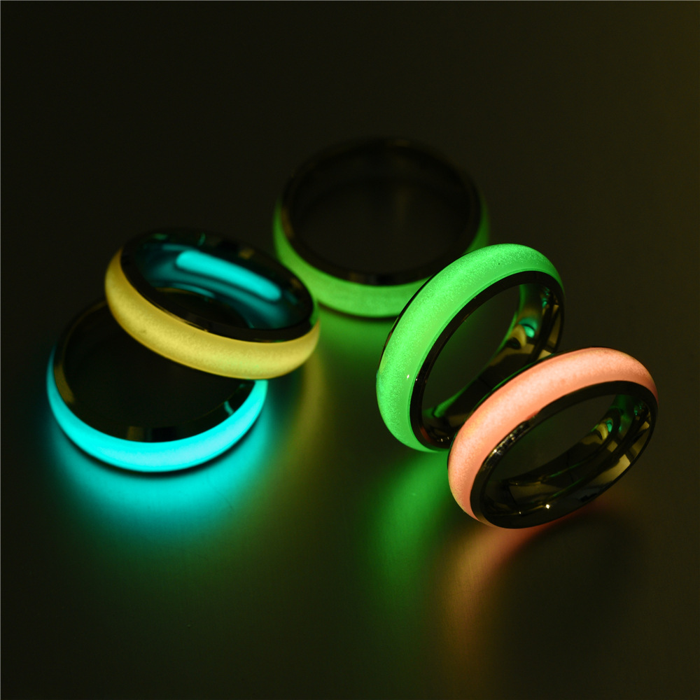 Unisex Edelstahl Leuchtende Ringe für Männer Bar Party Leuchtender Fluoreszierender Ring für Frauen Neuheit Schmuck für Party WC040