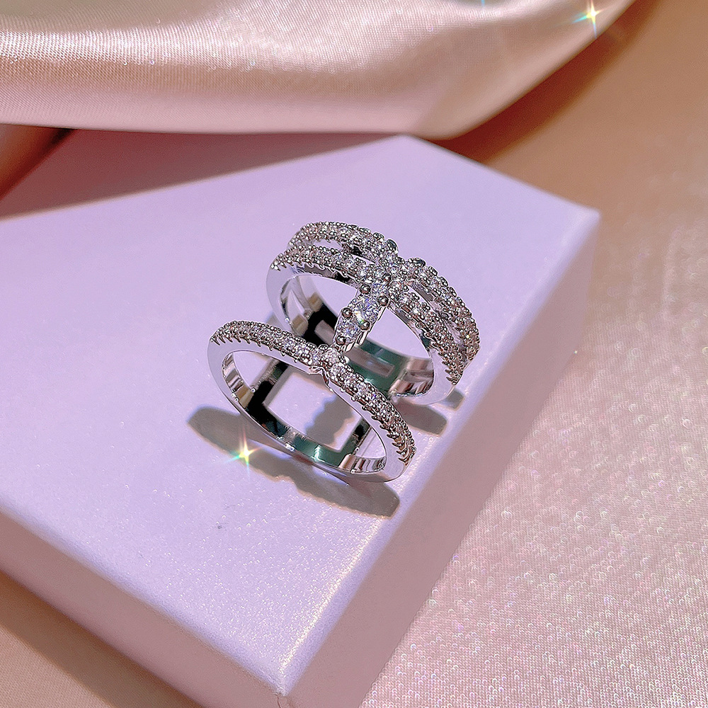 Anillo de circón blanco sólido geométrico creativo en forma de I de Plata de Ley 925 para mujer, regalo de joyería para espada de Cupido del Día de San Valentín