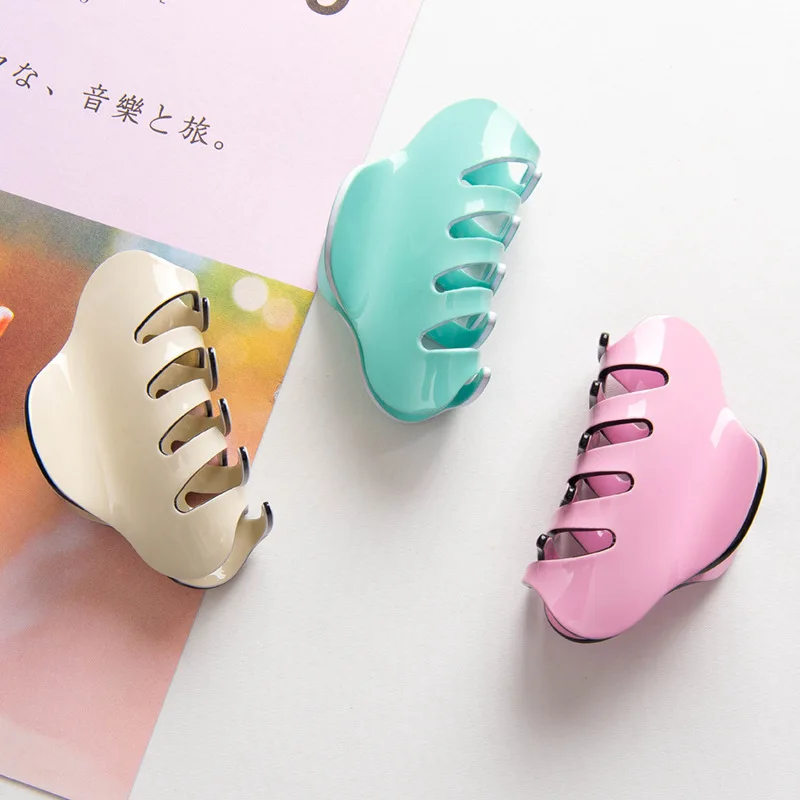 Women Hair Clip Large Size Acrylic Hairpins Candy colors Women Hair Crab Hair Claws Women Make UP Washing Tool Hair Accessories