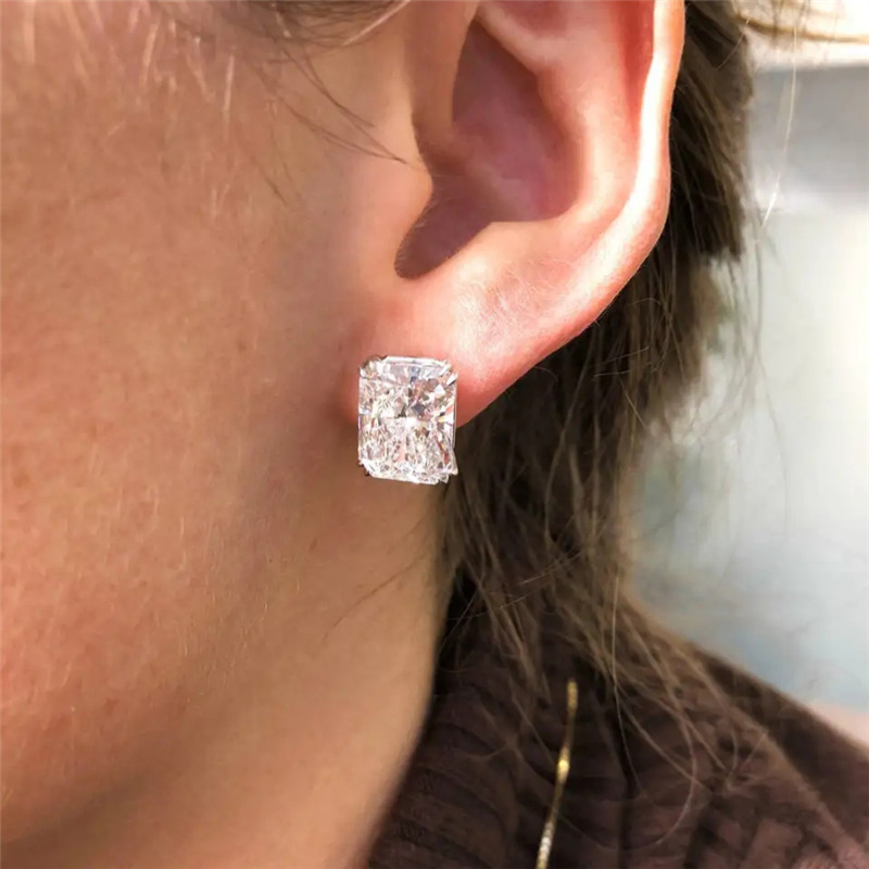 Huitan – boucles d'oreilles en cristal CZ pour femmes, bijoux de luxe, Style minimaliste, accessoires polyvalents, couleur argent, haute qualité