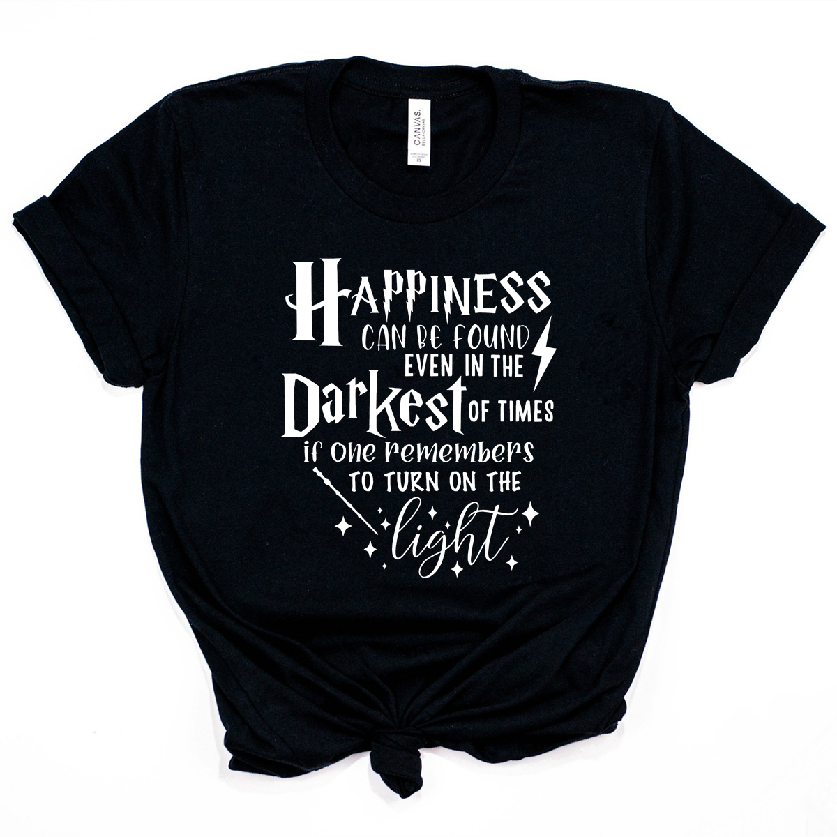 ความสุขสามารถพบใน Darkest of Times เสื้อยืด HP แรงบันดาลใจเสื้อ Dumbledore อ้าง Wizard Tee Magic School Tops