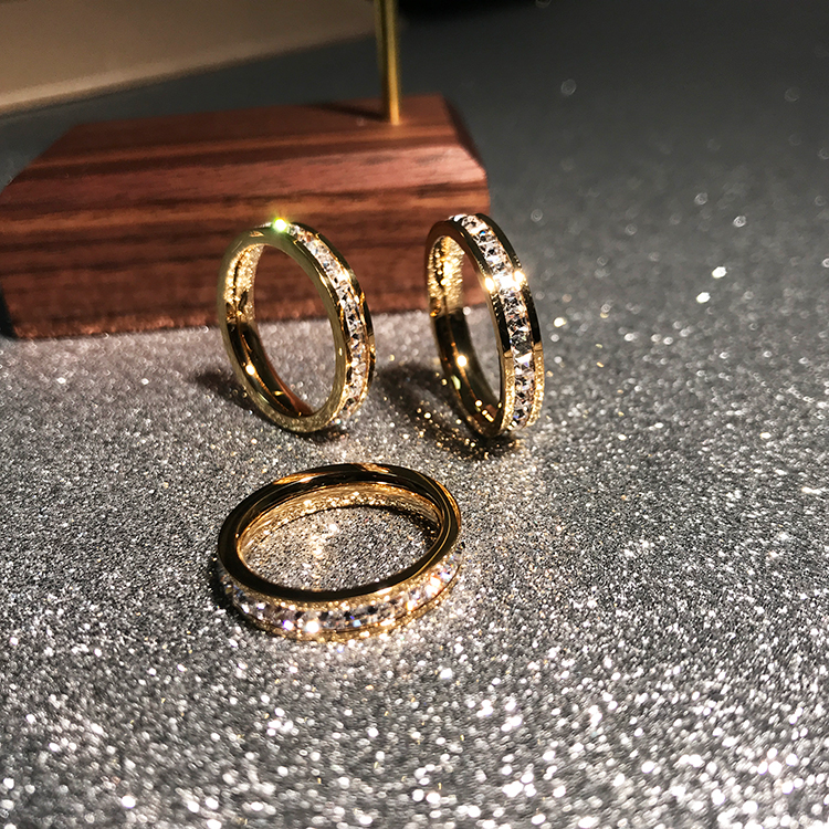 Moda de luxo pavimentar zircônia anel cristal rosa cor ouro mulher presente titânio aço jóias nunca desaparecer transporte da gota
