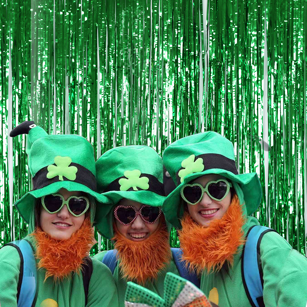 Green Foil Fringe Curtain,St Patrick' Day Backdrop Decoration,Irish Festival Party Decorations